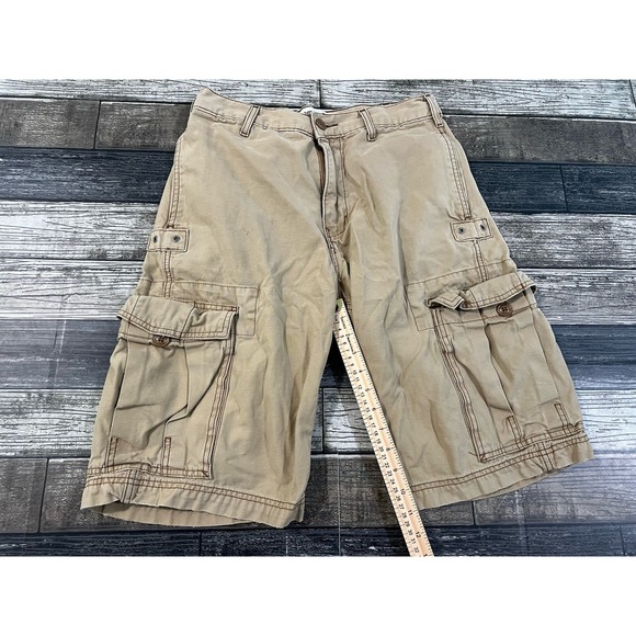 Levis Cargo Shorts Mens 30 Beige Workwear Utility Y2K Baggy Skater Hiking - Picture 1 of 5